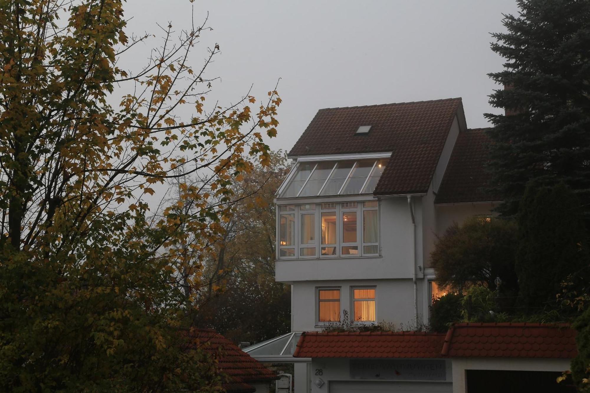 Appartamento Haus Am Sonnenhuegel Bad Urach Esterno foto